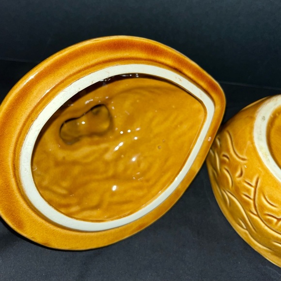 Squirrel On Walnut Cookie Jar Or Candy Dish Vintage - Picture 4 of 5